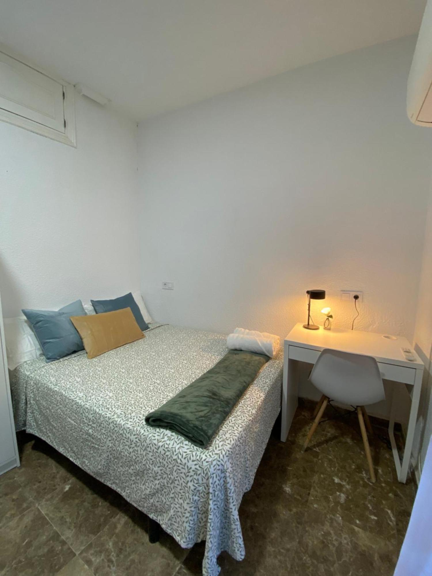 Apartamentos Econostay Fuencarral Madrid Extérieur photo