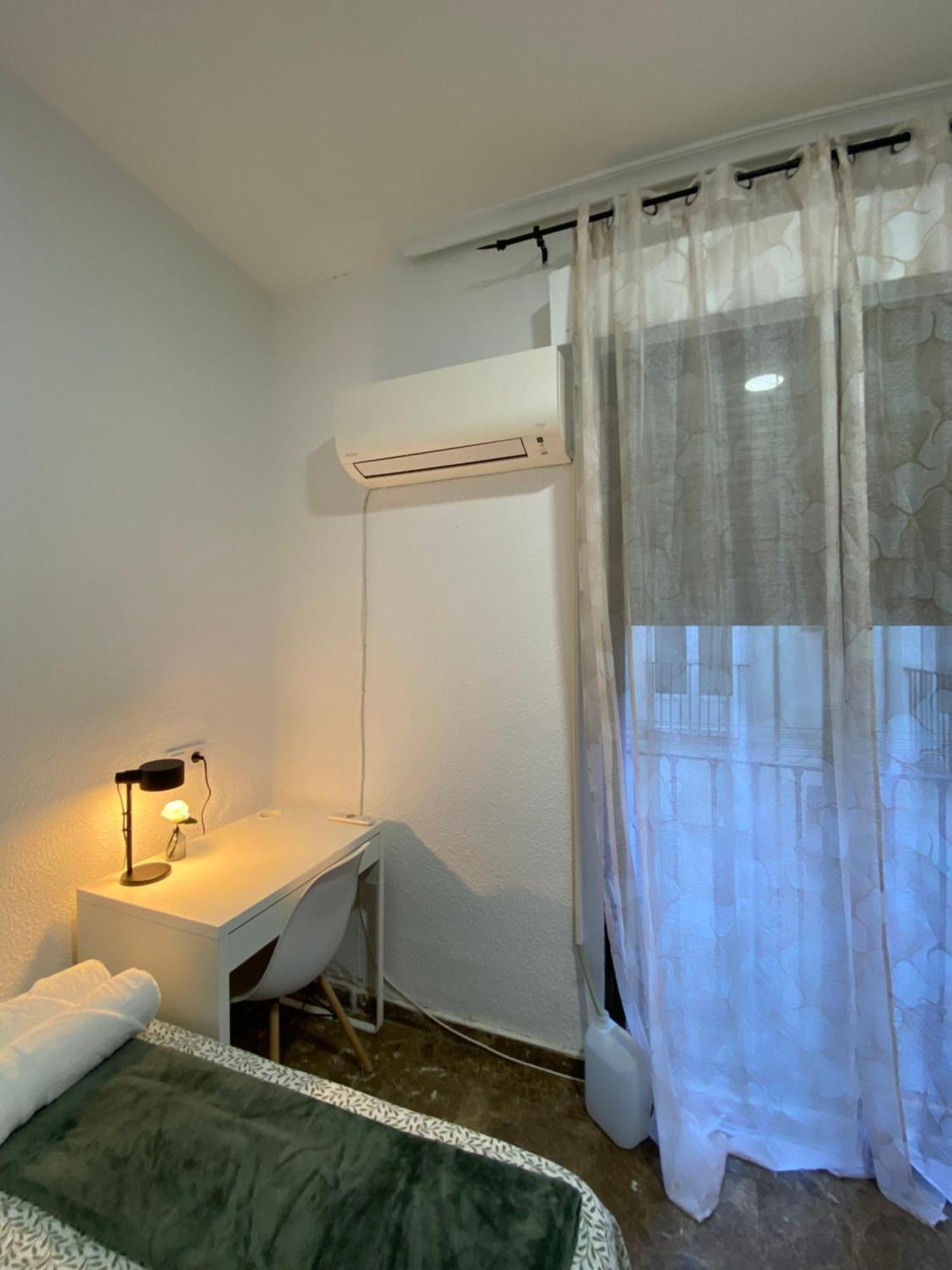 Apartamentos Econostay Fuencarral Madrid Extérieur photo